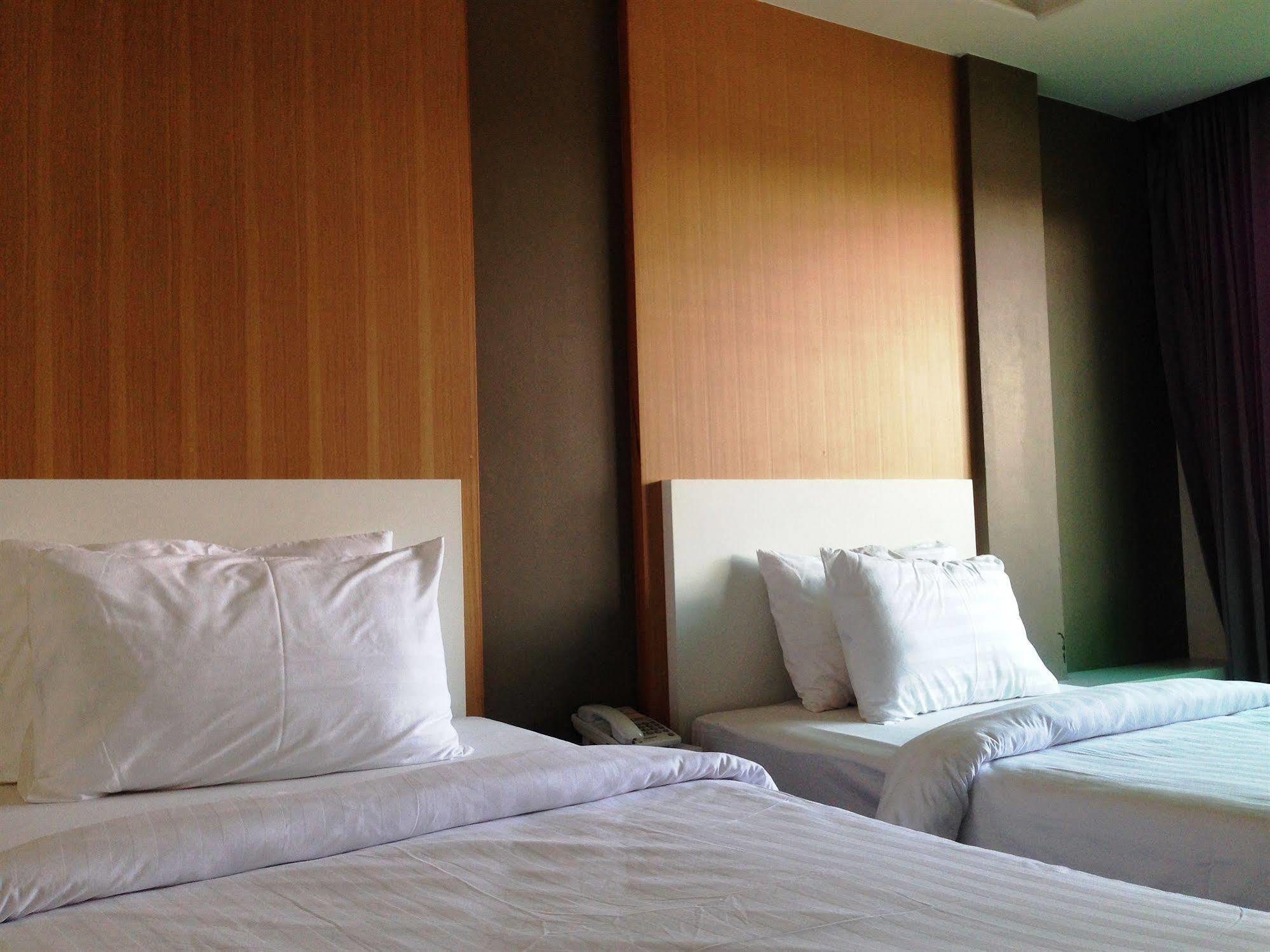 New Travel Lodge Hotel Chanthaburi Exterior photo
